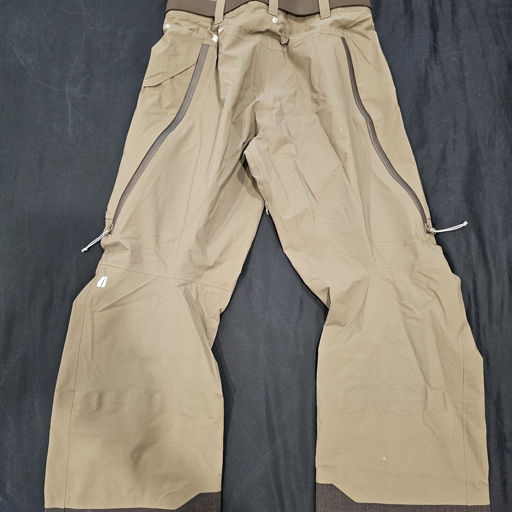 Men's Armada Gore-tex Ski Pants, Size Medium, Tan